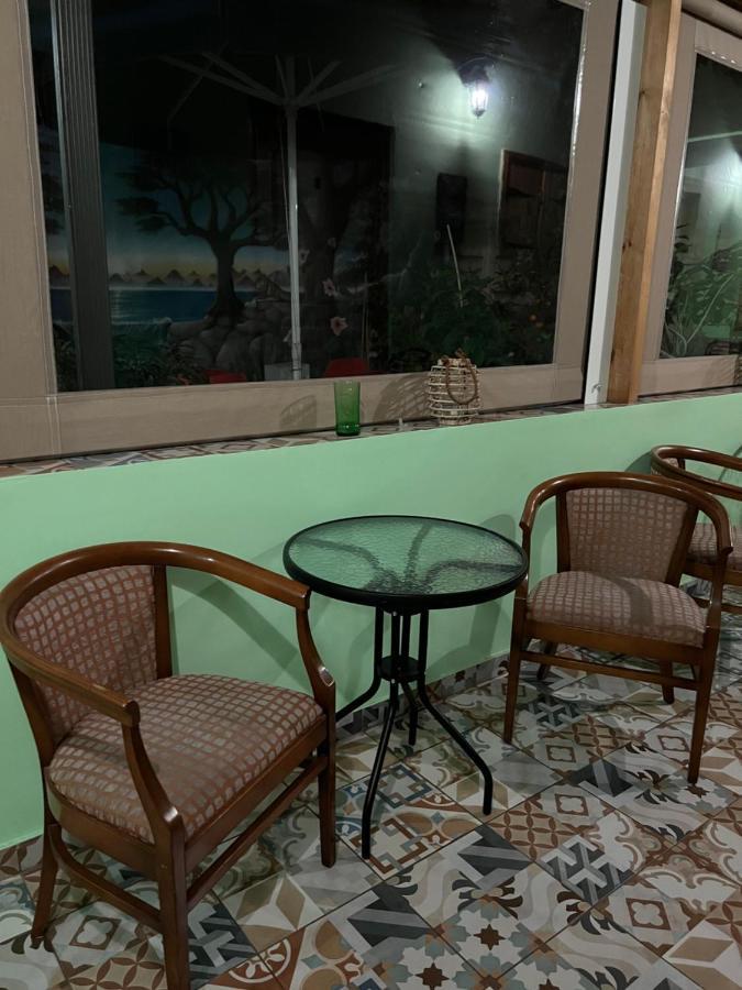 Zouglas App Guesthouse Limassol Eksteriør billede