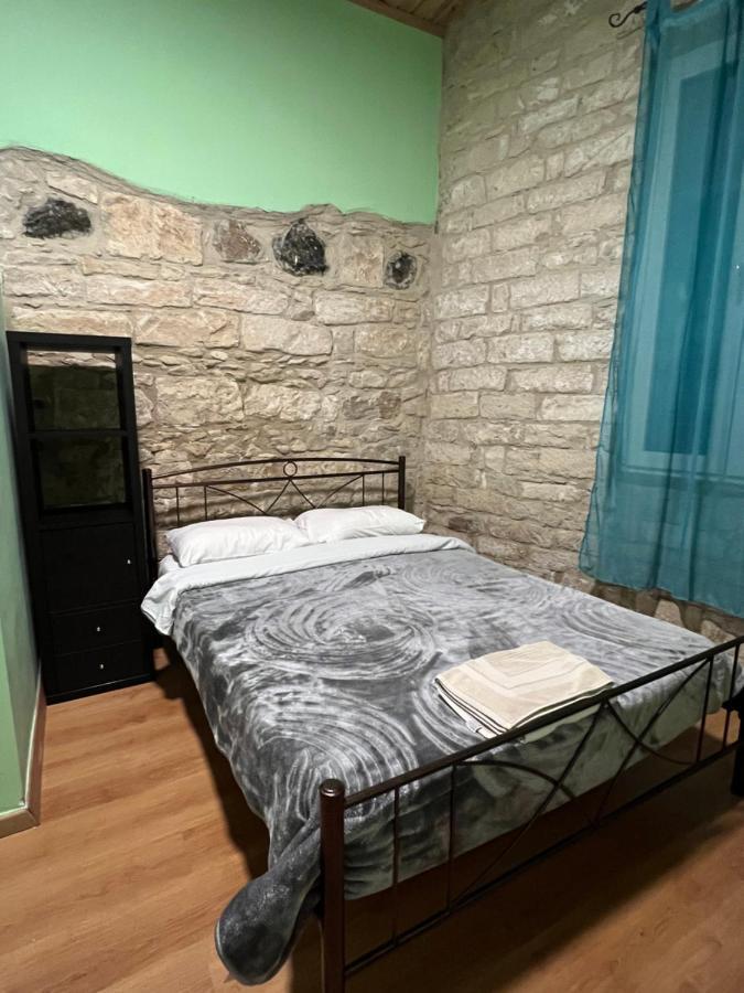 Zouglas App Guesthouse Limassol Eksteriør billede