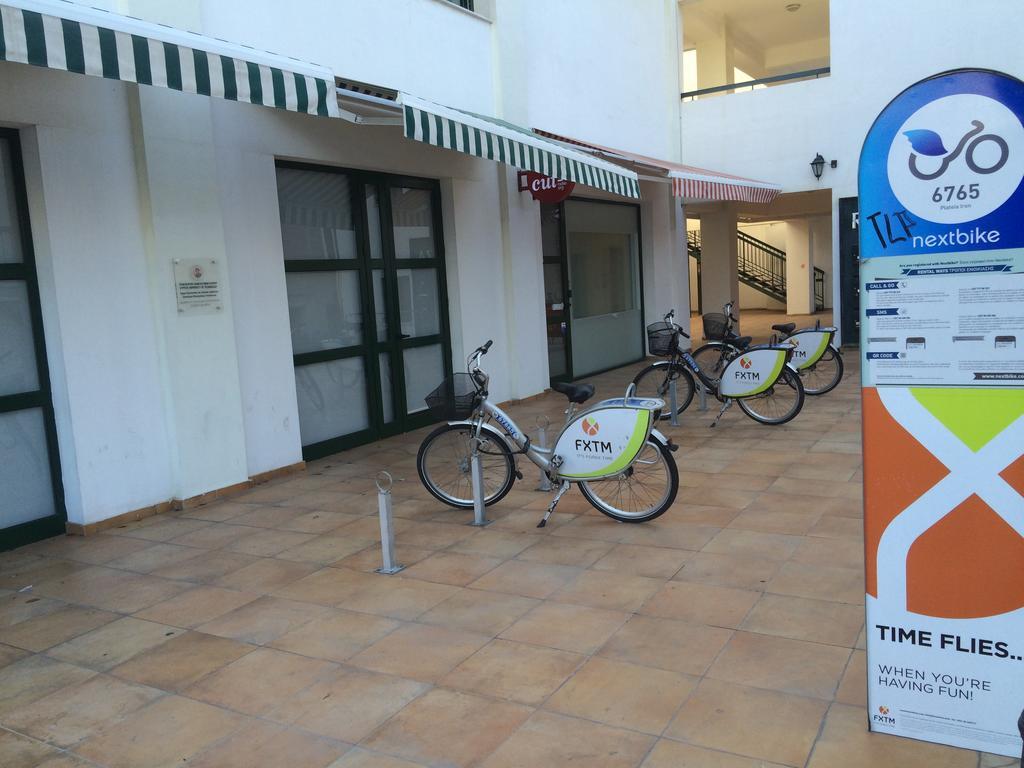 Zouglas App Guesthouse Limassol Eksteriør billede