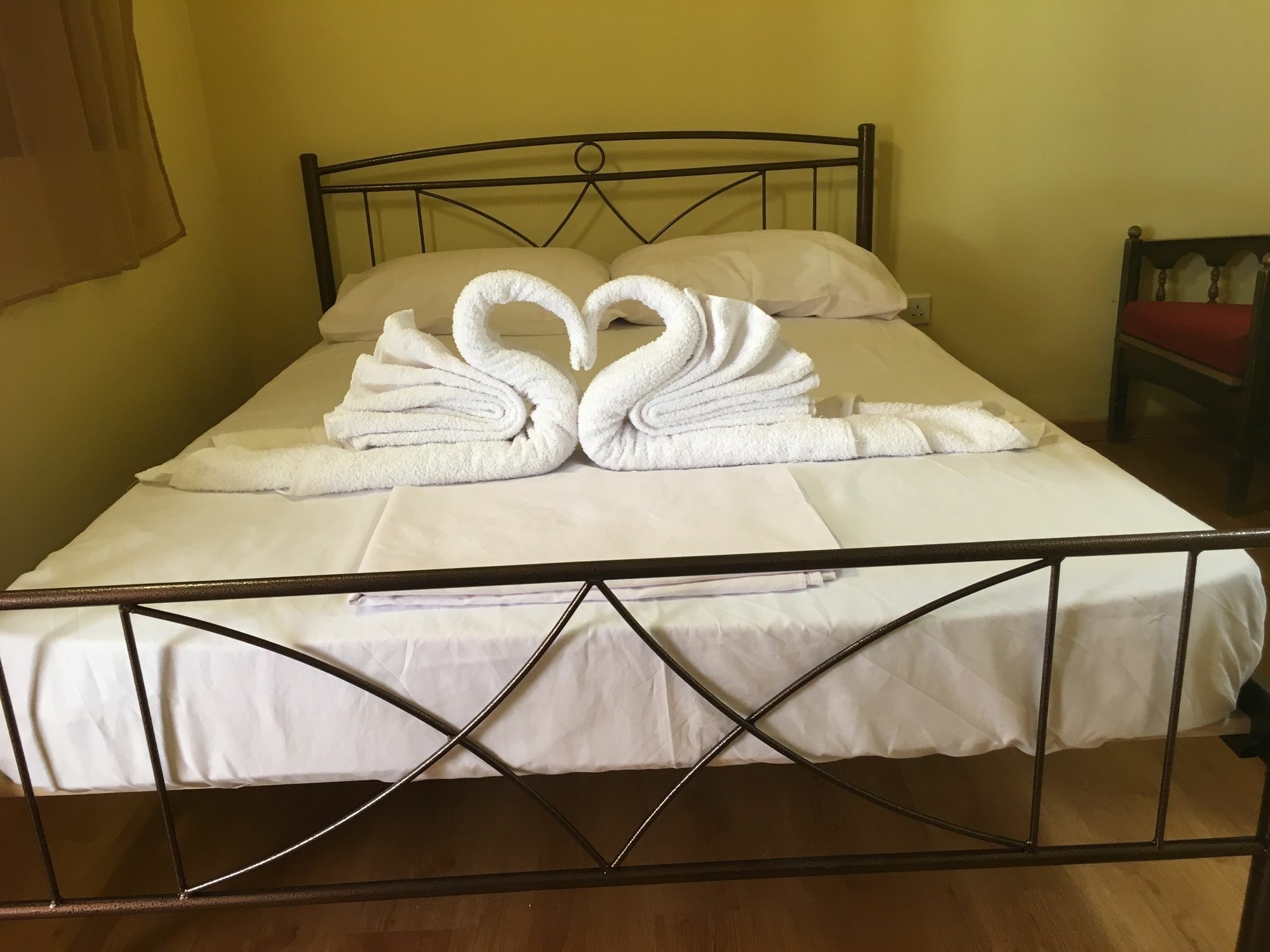 Zouglas App Guesthouse Limassol Eksteriør billede
